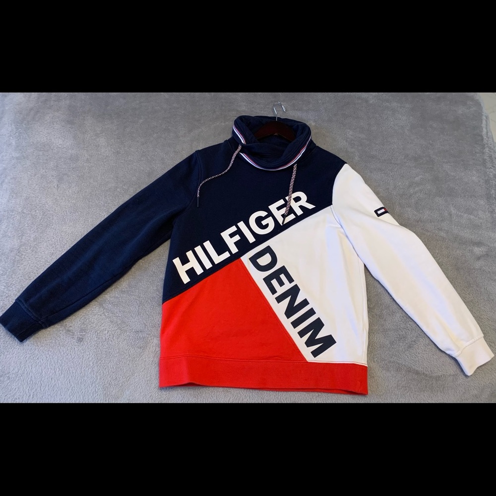 Tommy Hilfiger sweatshirt